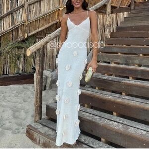 DROPS 3/22💫CASA  B | The "Camellia Crochet Flower Aplique knit Maxi Dress